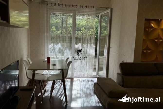 Shtepi me qera 2+1 ne Tirane - 650 Euro