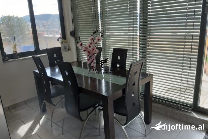 Shtepi me qera 3+1 ne Tirane - 90,000 Leke
