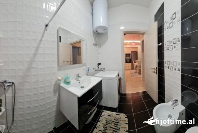 Shtepi me qera Apartament ne Tirane, 1+1, Mobilimi E mobiluar, Pagesa 650  Euro.