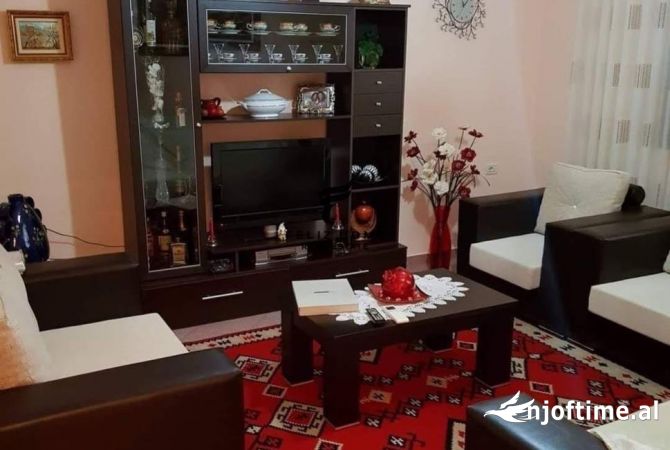 Shtepi ne shitje 3+1 ne Tirane - 260,000 Euro