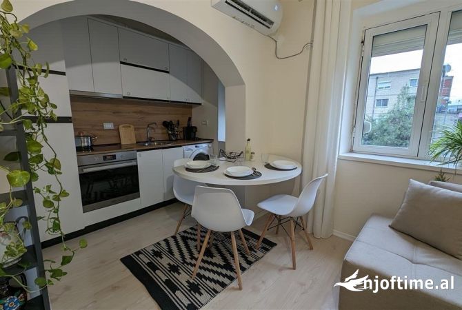 Shtepi me qera 1+1 ne Tirane - 600 Euro
