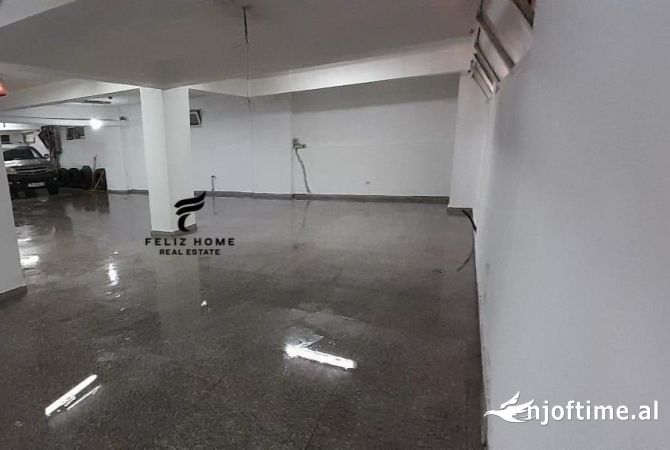 MAGAZINE ME QERA 200 M2 MINE PEZA 1.500 EURO