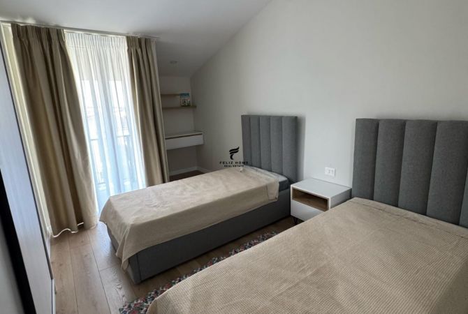 Shtepi me qera Vila Luksoze ne Tirane, 2+1, Mobilimi E mobiluar, Pagesa 1,500  Euro.