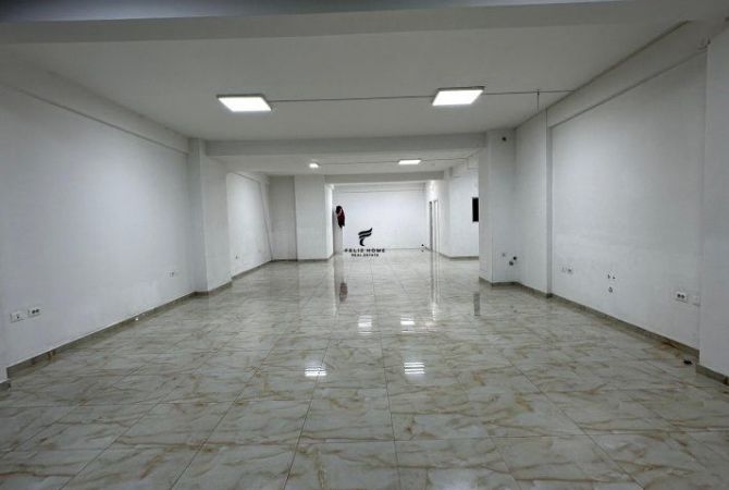 Ambjent biznesi me qera 3+1 ne Tirane - 2,500 Euro
