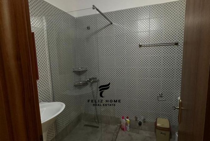 Shtepi me qera Apartament ne Tirane, 2+1, Mobilimi E mobiluar, Pagesa 480  Euro.