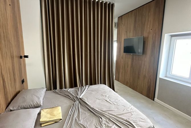 Shtepi ne shitje Garsoniere ne Tirane - 220,000,000 Leke