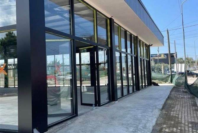 Ambient biznesi me qera 4+1 ne Tirane - 2,000 Euro