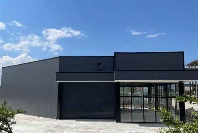 Ambient biznesi me qera 4+1 ne Tirane - 2,000 Euro