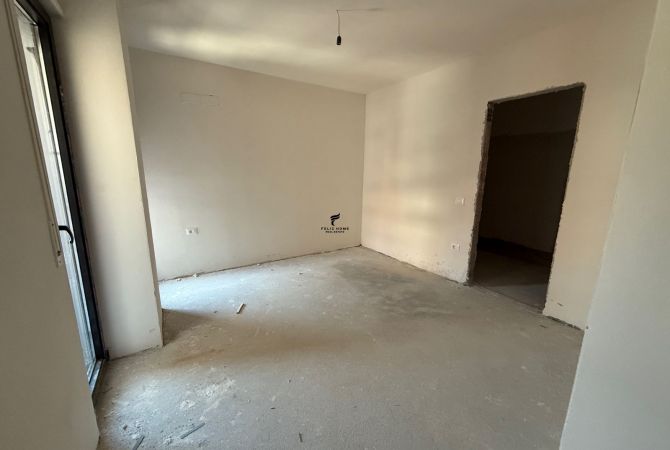 Shtepi ne shitje 2+1 ne Tirane - 305,000 Euro