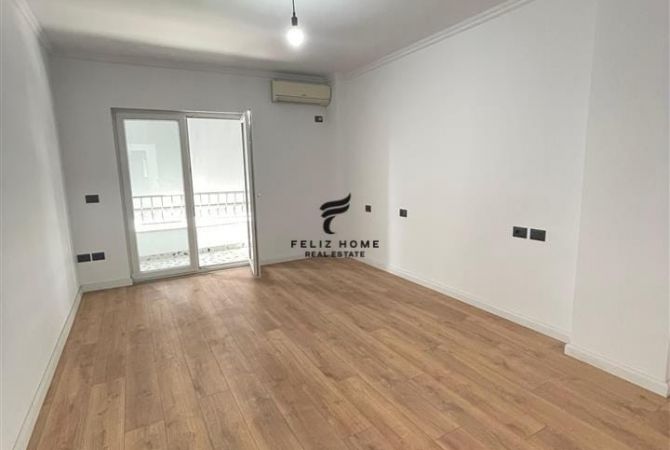 Shtepi ne shitje 2+1 ne Tirane - 160,000 Euro