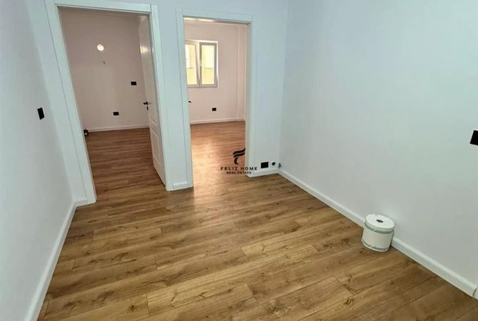 Shtepi ne shitje 2+1 ne Tirane - 160,000 Euro