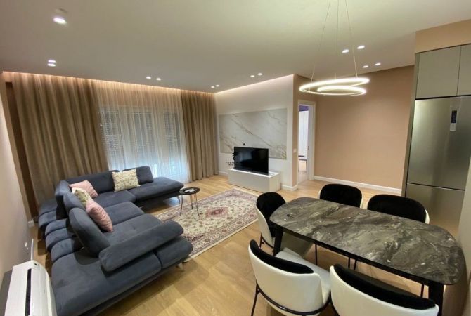 Shtepi me qera 2+1 ne Tirane - 800 Euro