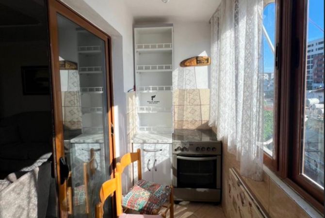 Shtepi me qera 1+1 ne Tirane - 400 Euro