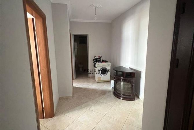 Shtepi ne shitje Apartament ne Tirane, 2+1, Mobilimi E mobiluar, Pagesa 140,000  Euro.