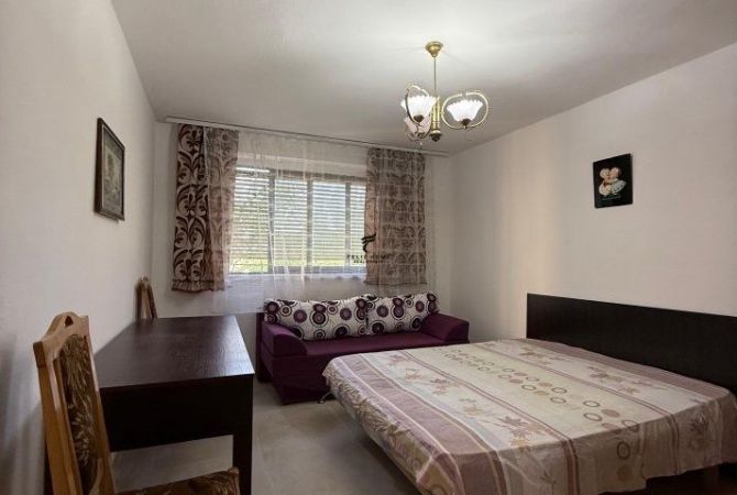 Shtepi me qera Apartament ne Tirane, 3+1, Mobilimi E mobiluar, Pagesa 600  Euro.