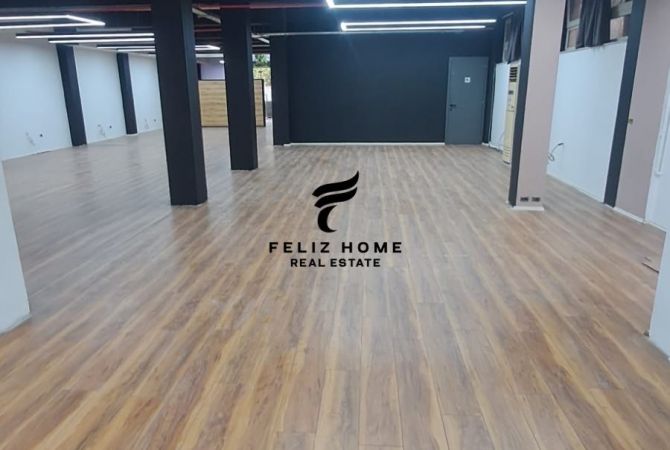 AMBIENT BIZNESI ME QERA 300 M2 RRUGA E KAVAJES 2.500 EURO