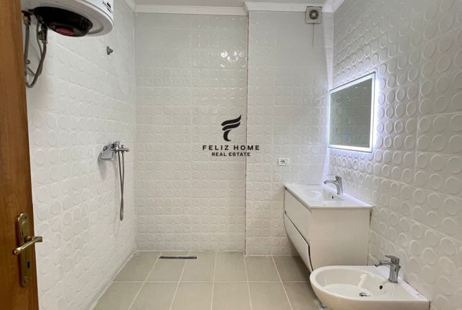 Shtepi ne shitje Apartament ne Tirane, 1+1, Mobilimi Bosh, pa mobiluar, Pagesa 88,000  Euro.