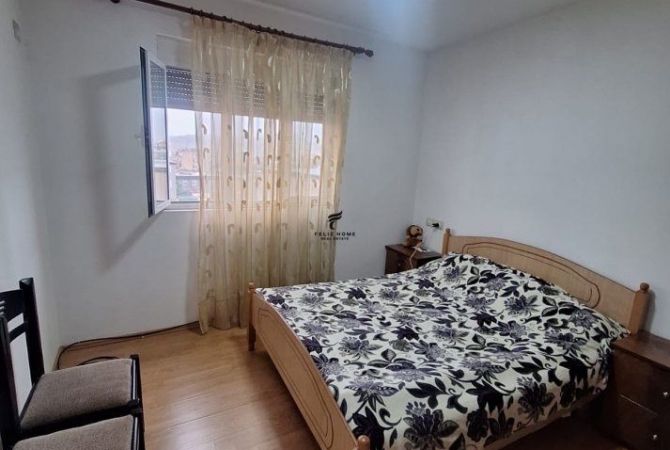 Shtepi me qera 2+1 ne Tirane - 380 Euro