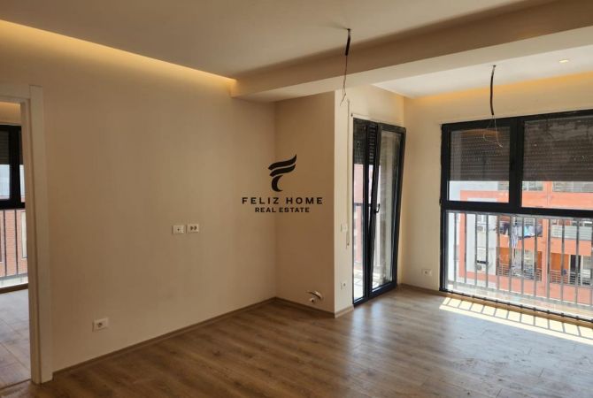 Ambient biznesi me qera 3+1 ne Tirane - 500 Euro