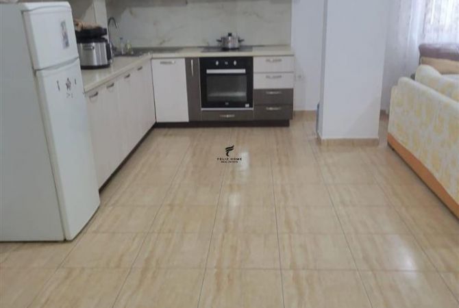 Shtepi ne shitje 3+1 ne Tirane - 275,000 Euro