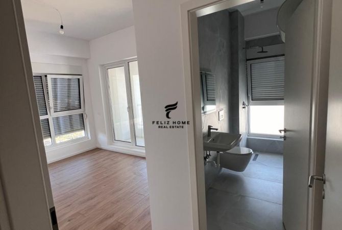 ZYRE ME QERA 75 M2 ALI DEMI 400 EURO