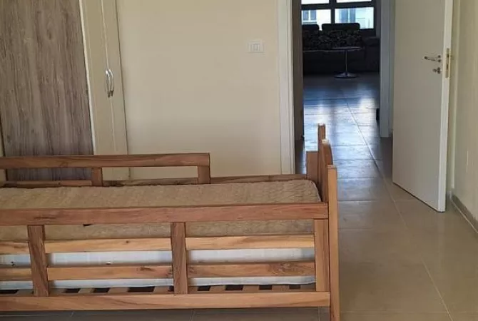Shtepi me qera 1+1 ne Tirane - 35,000 Leke