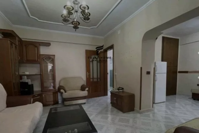 Shtepi me qera 2+1 ne Tirane - 55,000 Leke
