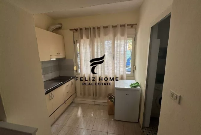 Shtepi me qera Garsoniere ne Tirane - 300 Euro