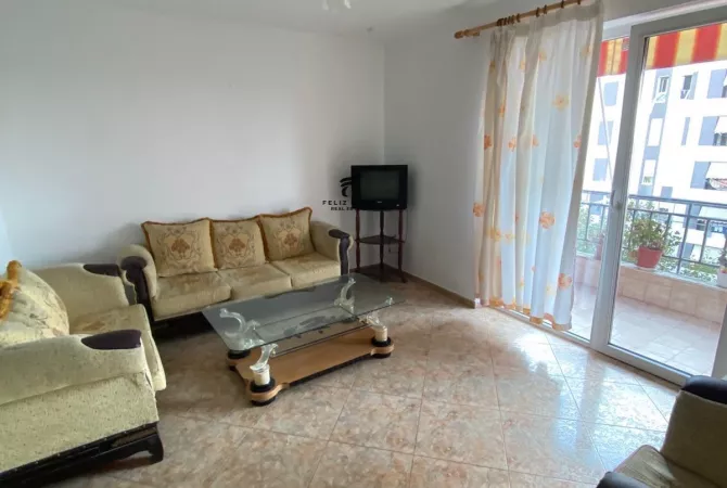Shtepi me qera 2+1 ne Tirane - 45,000 Leke