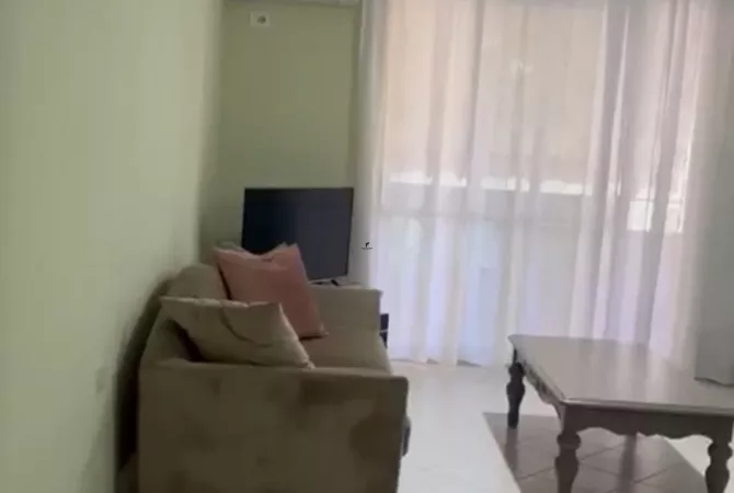 Shtepi me qera 1+1 ne Tirane - 600 Euro