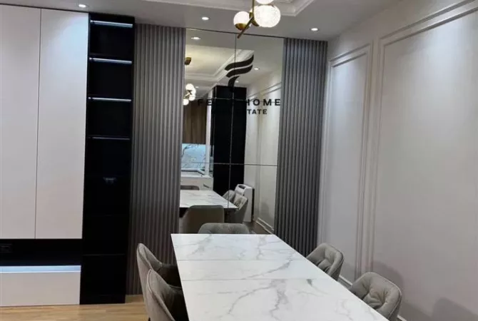 Shtepi me qera 3+1 ne Tirane - 1,200 Euro