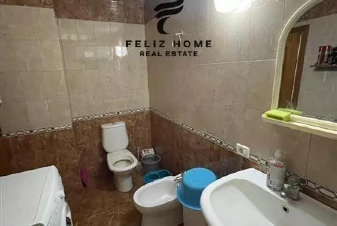 Shtepi me qera Apartament ne Tirane, 1+1, Mobilimi E mobiluar, Pagesa 550  Euro.