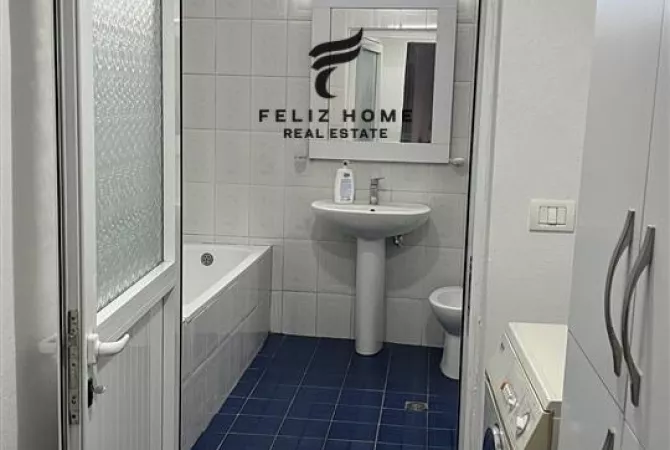 Shtepi me qera Apartament ne Tirane, 2+1, Mobilimi E mobiluar, Pagesa 500  Euro.