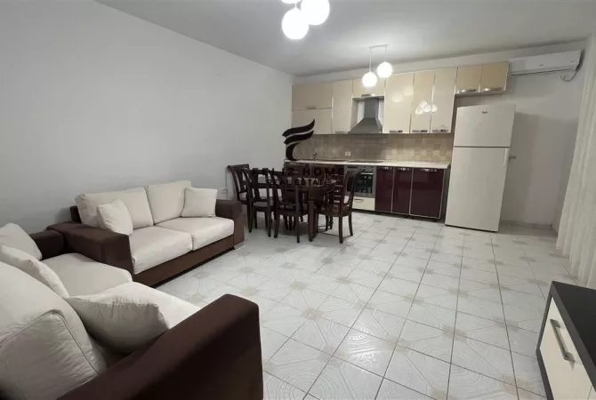 Shtepi me qera 2+1 ne Tirane - 500 Euro