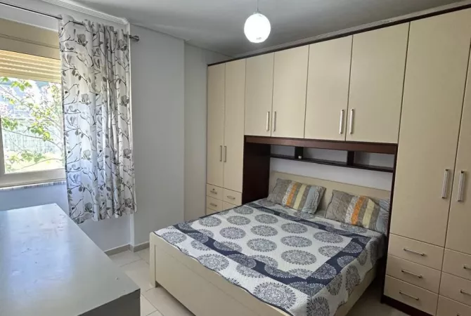 Shtepi me qera 1+1 ne Tirane - 400 Euro