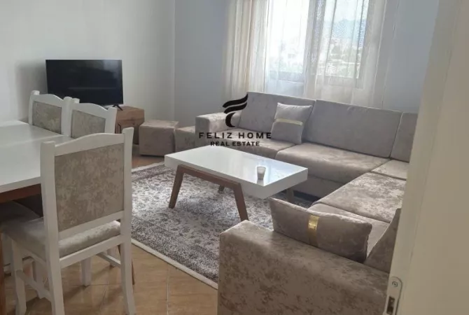 Shtepi me qera 2+1 ne Tirane - 400 Euro