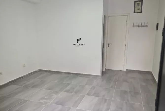 Ambient biznesi me qera 1+1 ne Tirane - 450 Euro
