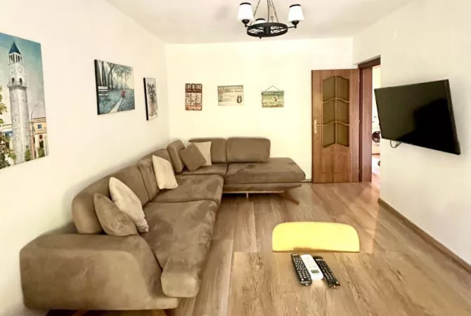 Shtepi me qera 1+1 ne Tirane - 50,000 Leke