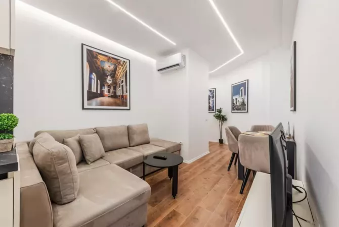 Shtepi ne shitje 1+1 ne Tirane - 700 Euro