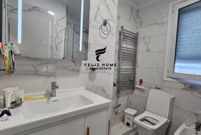 Shtepi me qera Apartament ne Tirane, 1+1, Mobilimi E mobiluar, Pagesa 60,000  Leke.