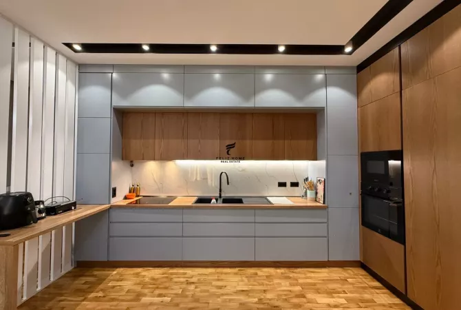 Shtepi ne shitje Apartament ne Tirane, 2+1, Mobilimi E mobiluar, Pagesa 300,000  Euro.