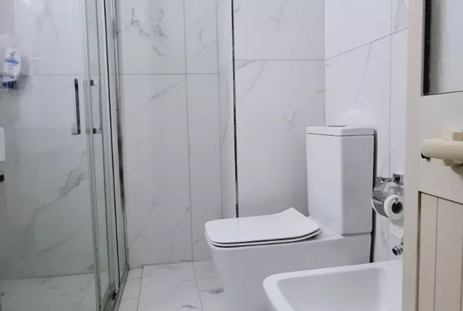 Shtepi me qera Apartament ne Tirane, 1+1, Mobilimi E mobiluar, Pagesa 650  Euro.