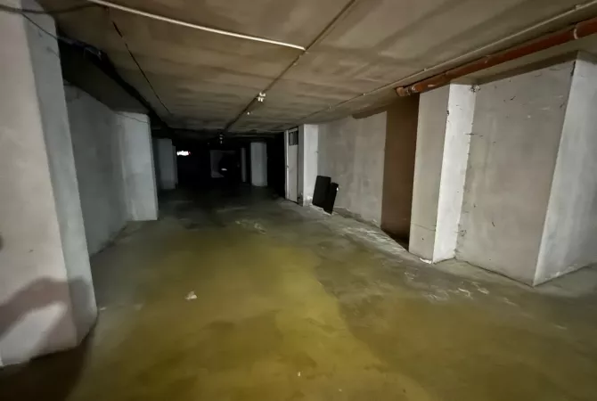 Ambient biznesi ne shitje 4+1 ne Tirane - 405,000 Euro