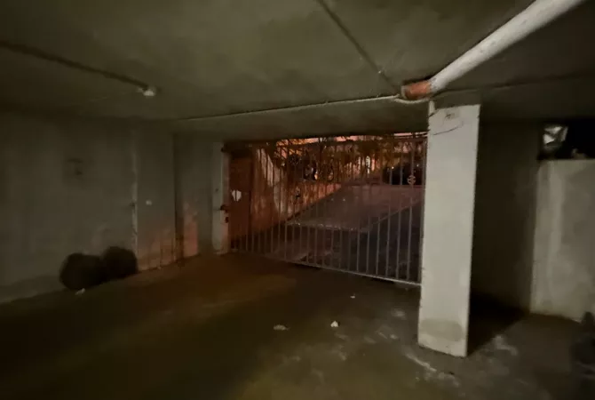 Ambient biznesi ne shitje 4+1 ne Tirane - 405,000 Euro