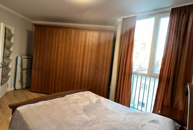 Shtepi me qera Apartament ne Tirane, 2+1, Mobilimi E mobiluar, Pagesa 500  Euro.