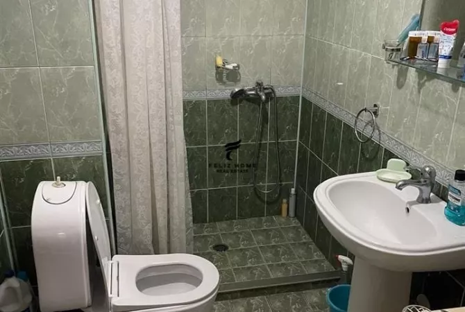 Shtepi me qera Apartament ne Tirane, 2+1, Mobilimi E mobiluar, Pagesa 60,000  Leke.