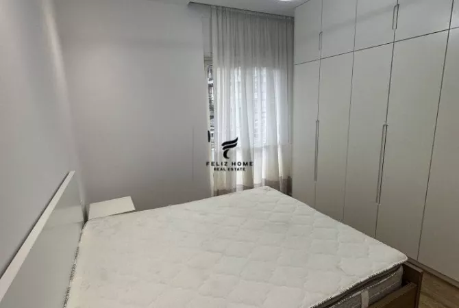 Shtepi ne shitje Apartament ne Tirane, 1+1, Mobilimi E mobiluar, Pagesa 145,000  Euro.