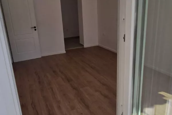 Shtepi ne shitje 1+1 ne Tirane - 115,000 Euro