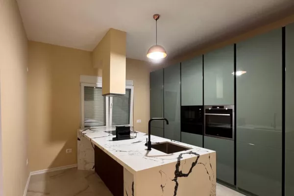 Casa in affitto 2+1 a Tirana - 1,100 Euro