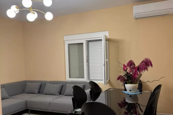 Casa in affitto 2+1 a Tirana - 1,100 Euro